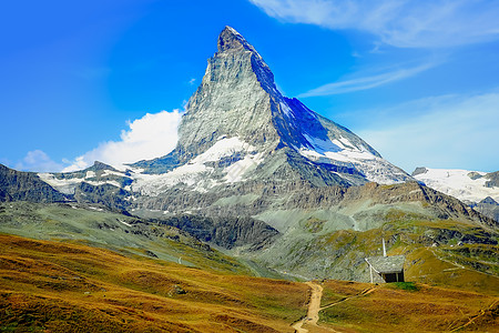 瑞士阿尔卑斯山 日出时在泽马特河谷上空远足文化摄影风景山脉风光金字塔形田园巅峰山峰图片