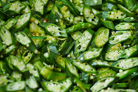 白色背景上孤立的新鲜天花板团体绿色种子蔬菜情调饮食秋葵食物生活水果图片