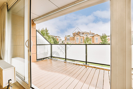 阳台 有木地板和建筑物的外观露台奢华建筑学玻璃梗阻温室房间栏杆障碍财产图片
