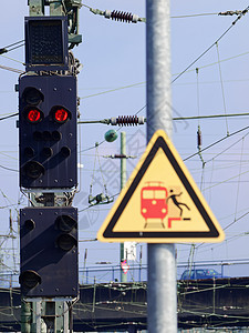 火车站的红色信号 有警示信号图片