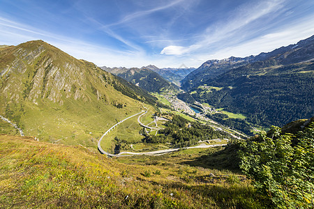 圣哥特哈德山山口 瑞士Swiss alps高山路驾驶高地目的地松树风景假期村庄旅行小路天空图片