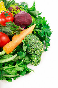 新鲜蔬菜 健康饮食 季节性有机原生蔬菜 白种杂草和白种生长迷迭香香料香肠厨房胡椒小枝草本植物植物叶子图片