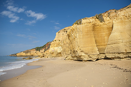 阿尔布费拉的普拉亚玛丽亚路易萨海洋蓝色海滩海景海岸旅行砂岩海岸线图片