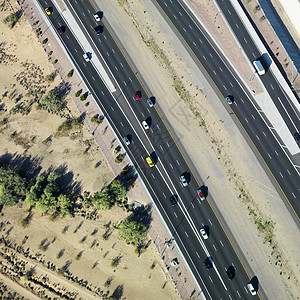 高速公路列车图片