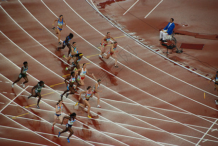 跑步短跑运动竞赛运动员男人图片