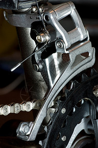 MTB 前出轨器骑术金属链环机器车轮宏观牙盘链轮牙齿磁带图片