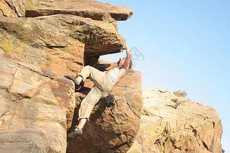 攀岩者男性天空个性微笑动机力量控制运动岩石自由图片