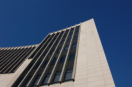 现代建筑   生物多样性公约   银行商业区天际天空蓝色工作城市财富旅行市中心景观办公室图片