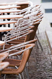 人行咖啡厅椅子图片