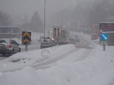 3号环形公路的雪暴中堵塞交通流量车辆汽车暴风雪运输旅行卡车街道运动天气水电图片