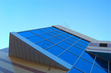 现代建筑商业框架玻璃办公室财产城市建筑学工业财富合金图片