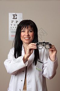 视力检查折射医生女士试用架乐器视觉近视眼睛护理光学图片