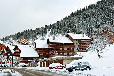 滑雪度假村房子滑雪板旅游旅行季节上坡运动暴风雪闲暇高山图片