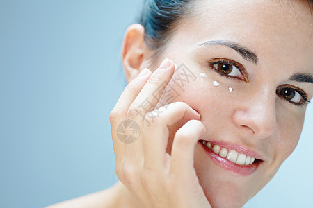 眼霜保湿治疗中年人中年美容女子化妆品皮肤成人福利图片