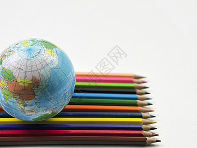 彩色铅笔工具地球工艺美术书写创造力设备影棚图片