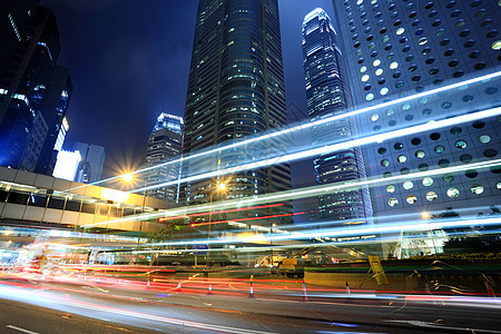 香港的摩天大楼 汽车运动模糊图片