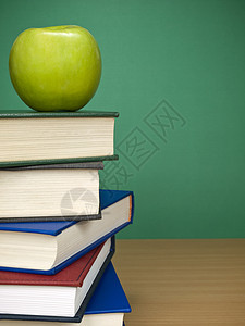 空白黑板维生素教科书知识木板食物学习粉笔意义蓝色图书图片