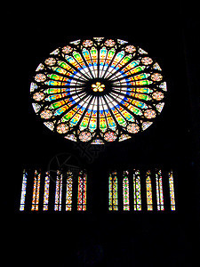 彩色玻璃玻璃黄色宗教绿色橙子白色教会圆形蓝色玫瑰窗户图片