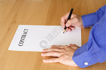 工作商务人士营业员文档写作协议抵押金融办公室签约服务保险图片