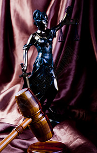 法律之神法庭律师美丽雕塑司法天空女士手势女性智慧图片