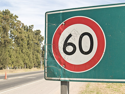 路标标指示牌警告字母路号速度背景图片