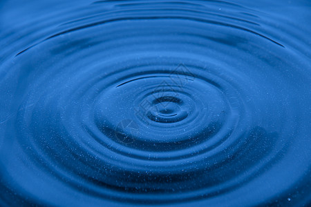 水浪床单海浪行动戒指蓝色飞溅气泡液体雨滴反射图片