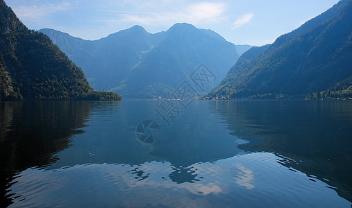 奥地利萨尔兹卡默古特阿尔卑斯山霍尔斯塔塔德湖图片