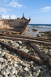 Wooden 沉船事故图片