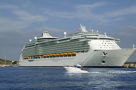 伊比萨岛游轮 地中海日出巡航乘客财富奢华天空旅行旅游运输假期热带图片