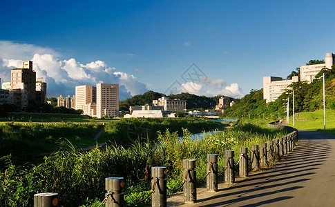 河岸城市景观晴天天空阳光场景小路地平线文化旅行风景地标图片