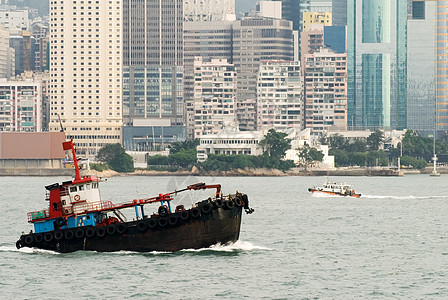 香港维多利亚港的渔船城市景色在香港办公室蓝色景观摩天大楼商业天空市中心建筑学地标旅行图片