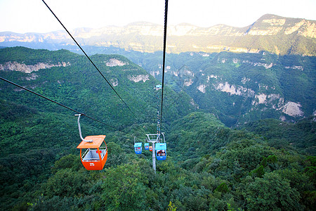世界地质公园YunTai山的电缆汽车风景地质学茶点森林运泰踪迹世界树木吸引力活动图片