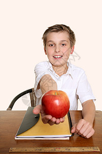 给我最爱的老师一个苹果图片