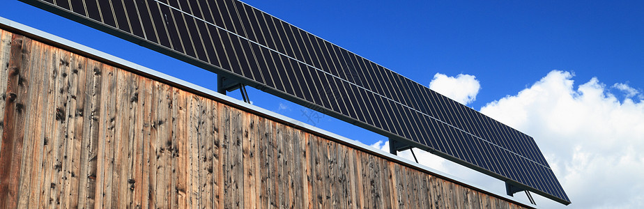 太阳能电池板工人技术天空绿色细胞活力太阳光伏控制板安装图片