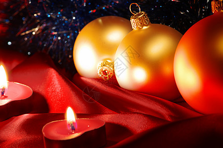 圣诞球庆典季节喜悦礼物丝带金子盘子惊喜烛台装饰品图片