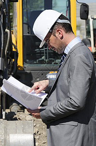 生命开始建筑师检查员工地男人开发结构安全帽绘画头盔屋主图片