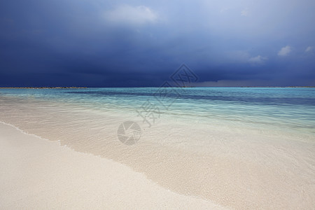 暴风天气季节场景活力天空风暴海岸线地平线波浪热带蓝色图片