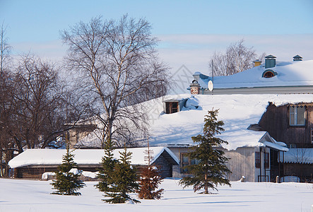 冬季风景蓝色城市天气窗户季节天堂天空木头阳光农村图片