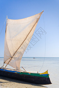 马达加斯加外游艇地平线钓鱼海岸风帆蓝色天空海滩天堂海洋权宜之计图片