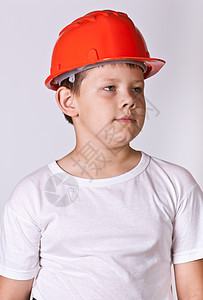 男孩子工程师教育承包商童年帽子导师青年男性白色学校图片