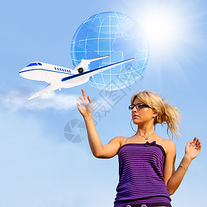 空中运输空运行星世界地球手指青色光学技术创新天空商业图片