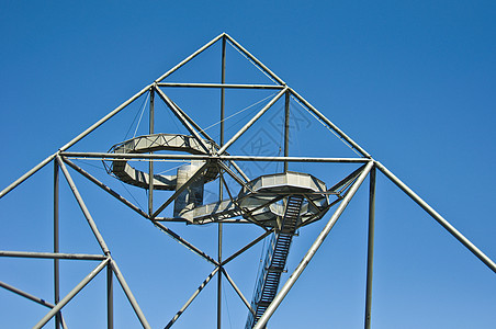 Tetraeder 三角器四边形历史地标纪念碑建筑小贴士四面体天空雕塑图片