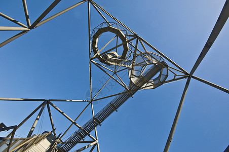 Tetraeder 三角器纪念碑天空四边形小贴士历史四面体地标建筑雕塑背景图片