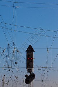 铁路信号和间接费用电线绝缘子活力布线运输技术接线通电电缆桅杆邮政图片