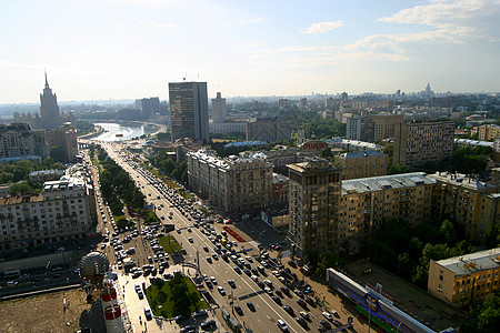 莫斯科计划书穿越溪流汽车交通国会建筑分区运输街道背景图片