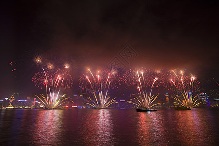 2011年香港月球新年烟花喜悦摩天大楼港口节日办公室星星乐趣自由周年天际图片