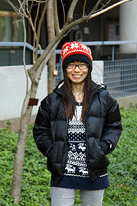 亚裔大学生团体学习青少年公园快乐女孩青年大学朋友乐趣图片