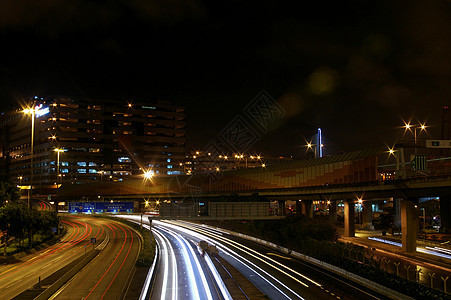 夜间在香港的交通市中心公共汽车地标天际街道运动辉光景观天空汽车图片