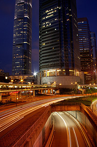 夜间在香港的交通城市运动场景运输市中心速度驾驶景观公共汽车戏剧性图片