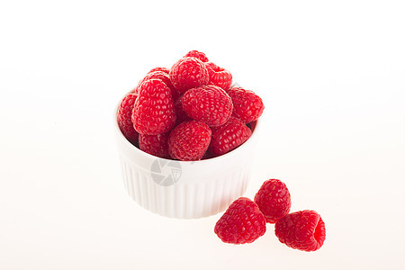 树莓草莓味道饮食红色白色甜点果味浆果食物覆盆子水果图片